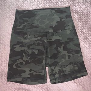 Align Shorts Lululemon 6”